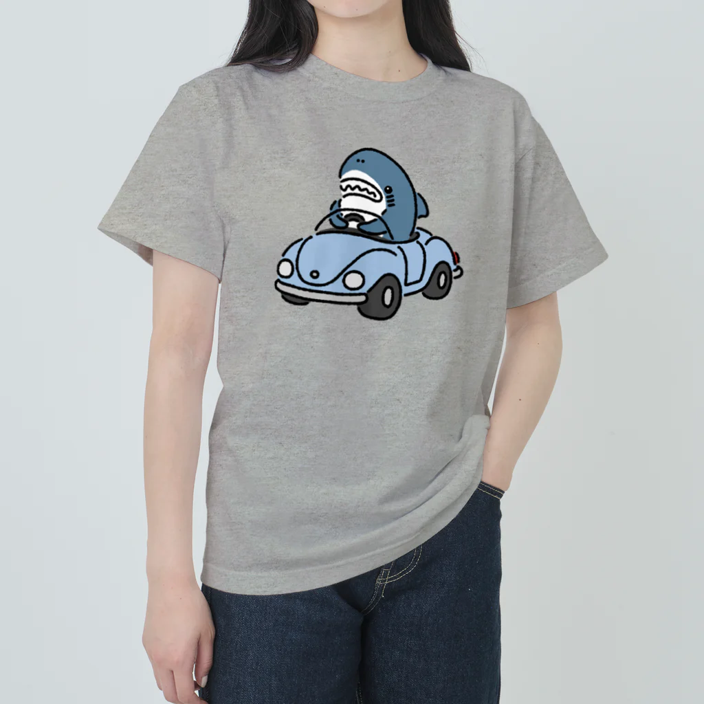 サメ わりとおもいの運転を覚えたサメ2023 ヘビーウェイトTシャツ