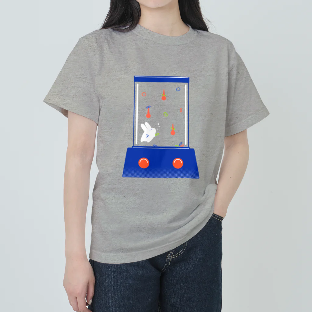 soratoのウォーターゲームにいるうさぎ Heavyweight T-Shirt