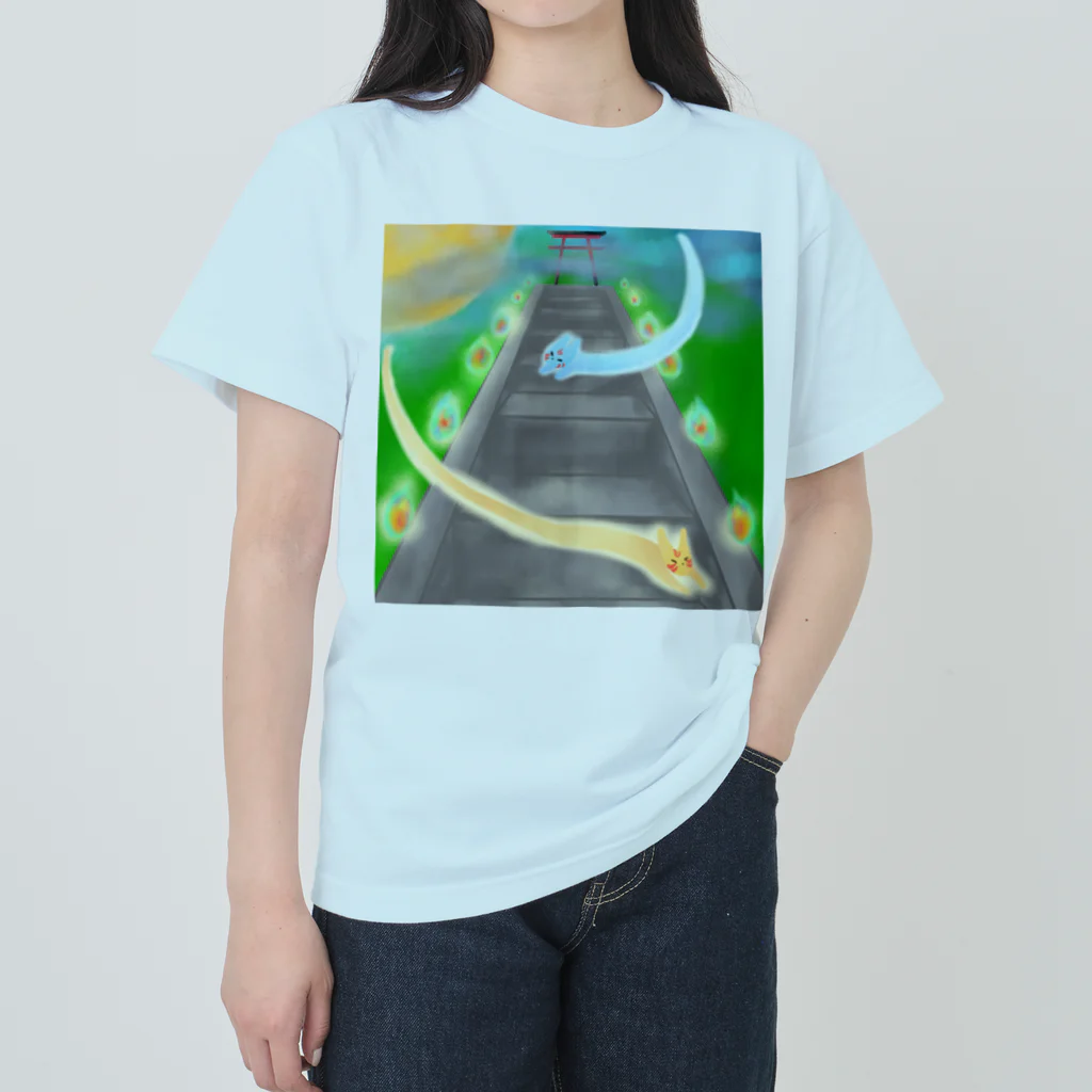 Lily bird（リリーバード）の満月と鳥居と管狐 ヘビーウェイトTシャツ