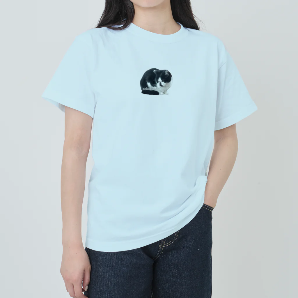 nekousagi*∩..∩のハナちゃん🌷 nekousagi*∩..∩ロゴ入り ヘビーウェイトTシャツ