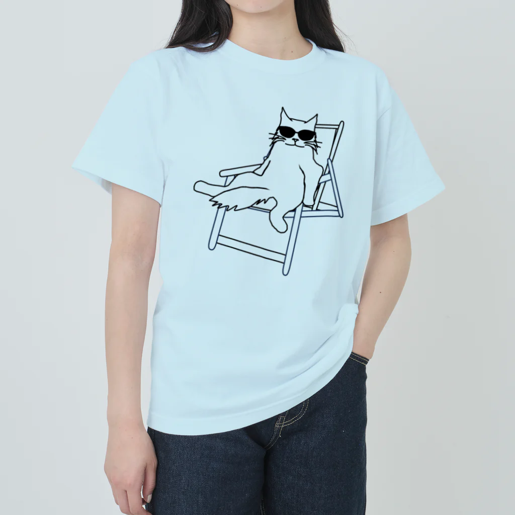 V Voca.のデッキチェアに座る猫 A ヘビーウェイトTシャツ