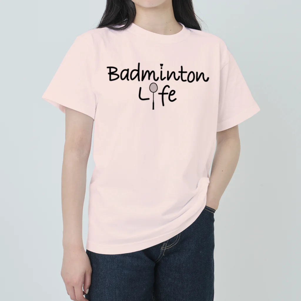 sports_tower スポーツタワーのバドミントン・Badminton・文字・おしゃれ・スポーツライフ・ラリー・デザイン・Tシャツ・スポーツ・かっこいい・かわいい・女子・男子・羽球・シャトル・スマッシュ・ラケット・プレーヤー・選手 Heavyweight T-Shirt