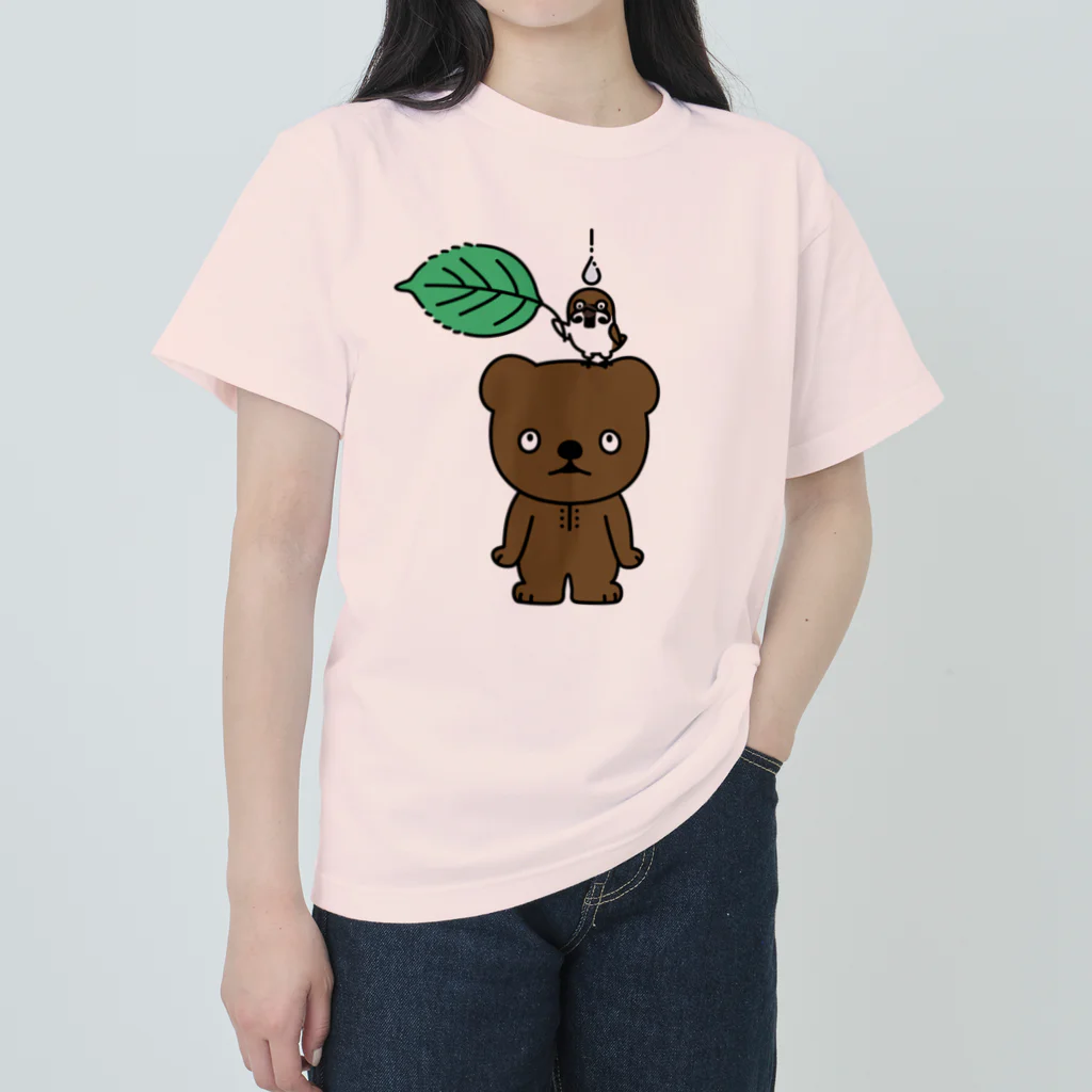 イラスト MONYAAT のこぐまとスズメと雨のしずく Heavyweight T-Shirt