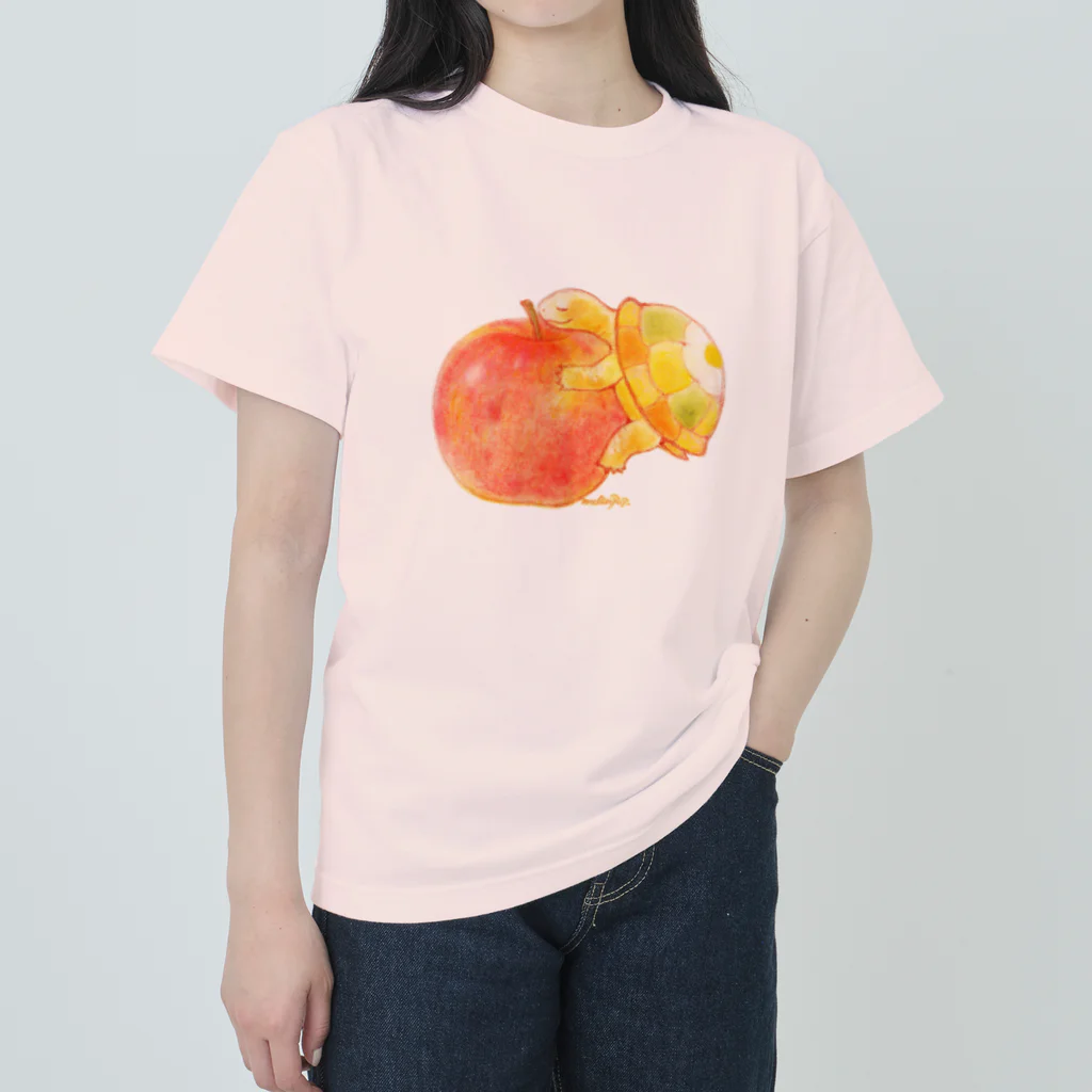 めろんぽっぷのお店だよのリンゴの香りに包まれる ヘビーウェイトTシャツ