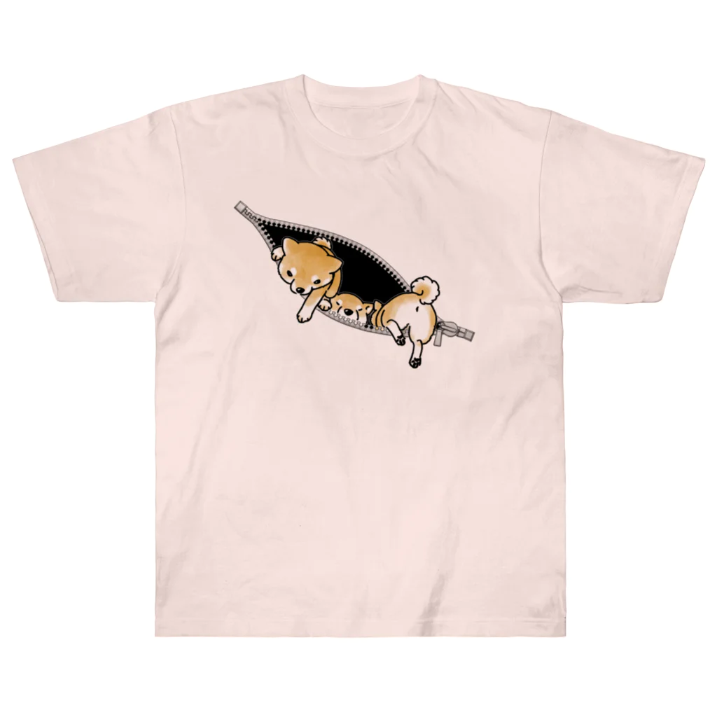 真希ナルセ（マキナル）のジッパーからあふれる柴犬（赤柴） Heavyweight T-Shirt