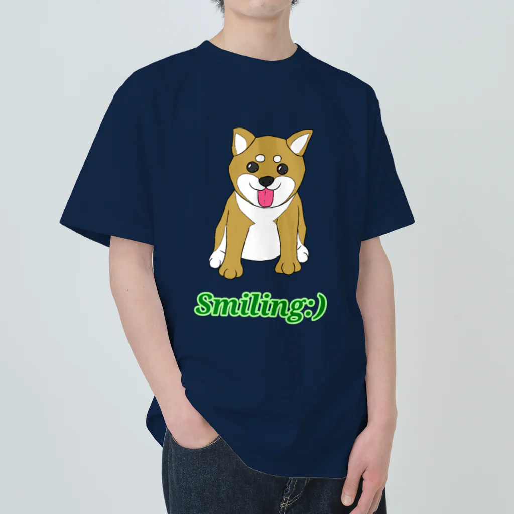 Lily bird（リリーバード）のにこにこ柴犬 英語ロゴ入り Heavyweight T-Shirt