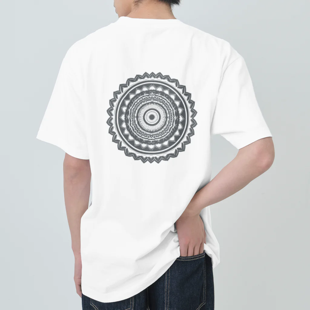 IIIIIIIIのmandala ヘビーウェイトTシャツ