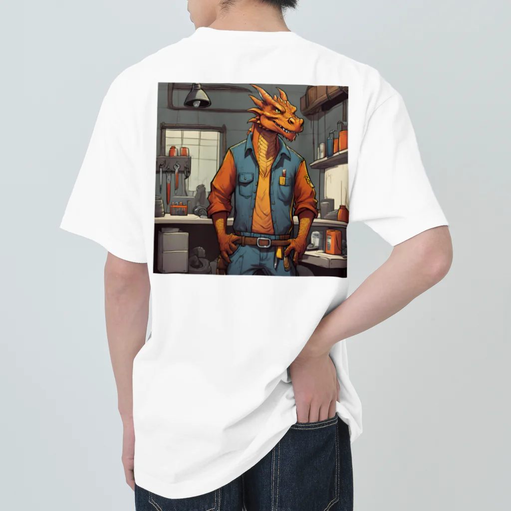 DORAGONIAの整備工ドラゴン Heavyweight T-Shirt