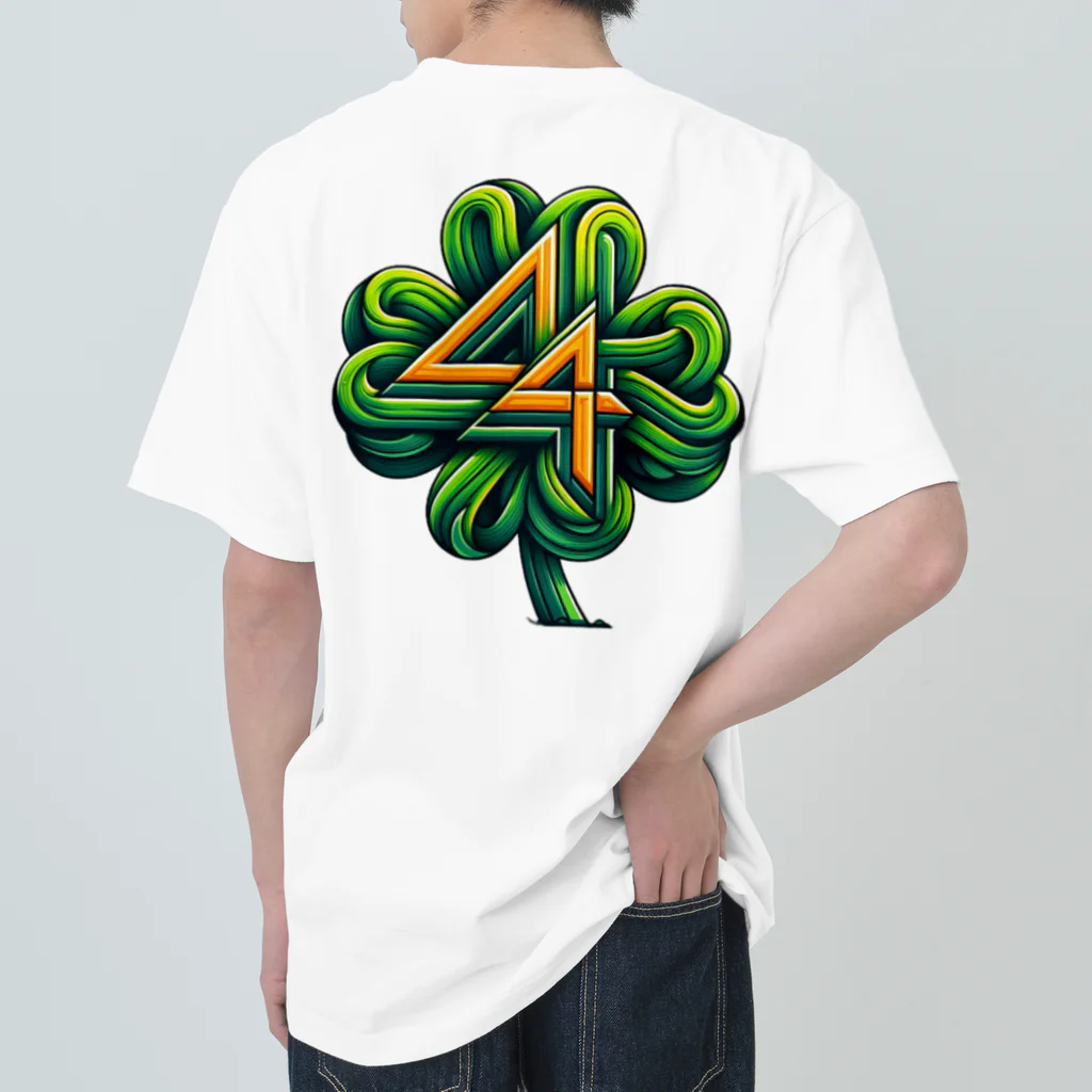 風光と妖精の四葉のくろーばー44 Heavyweight T-Shirt