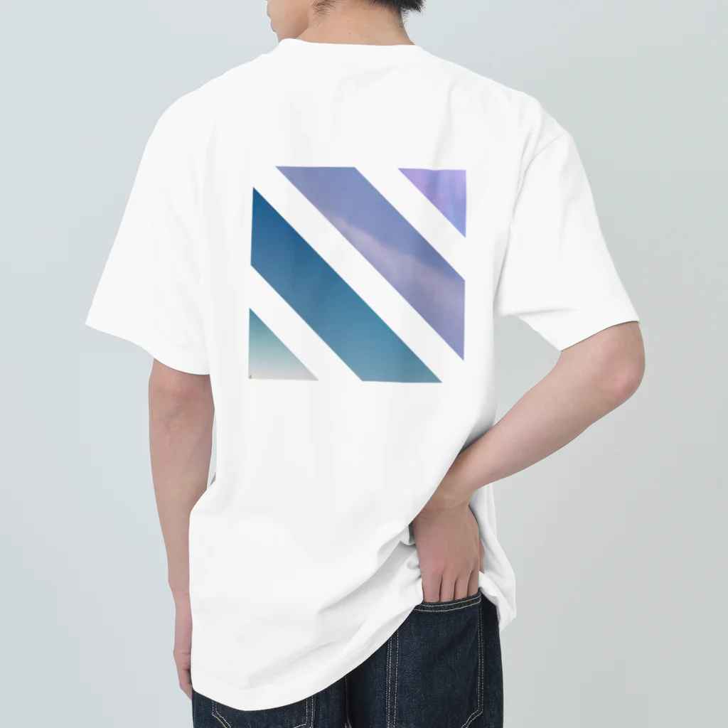 朝の庭のまどろみ〼 Heavyweight T-Shirt