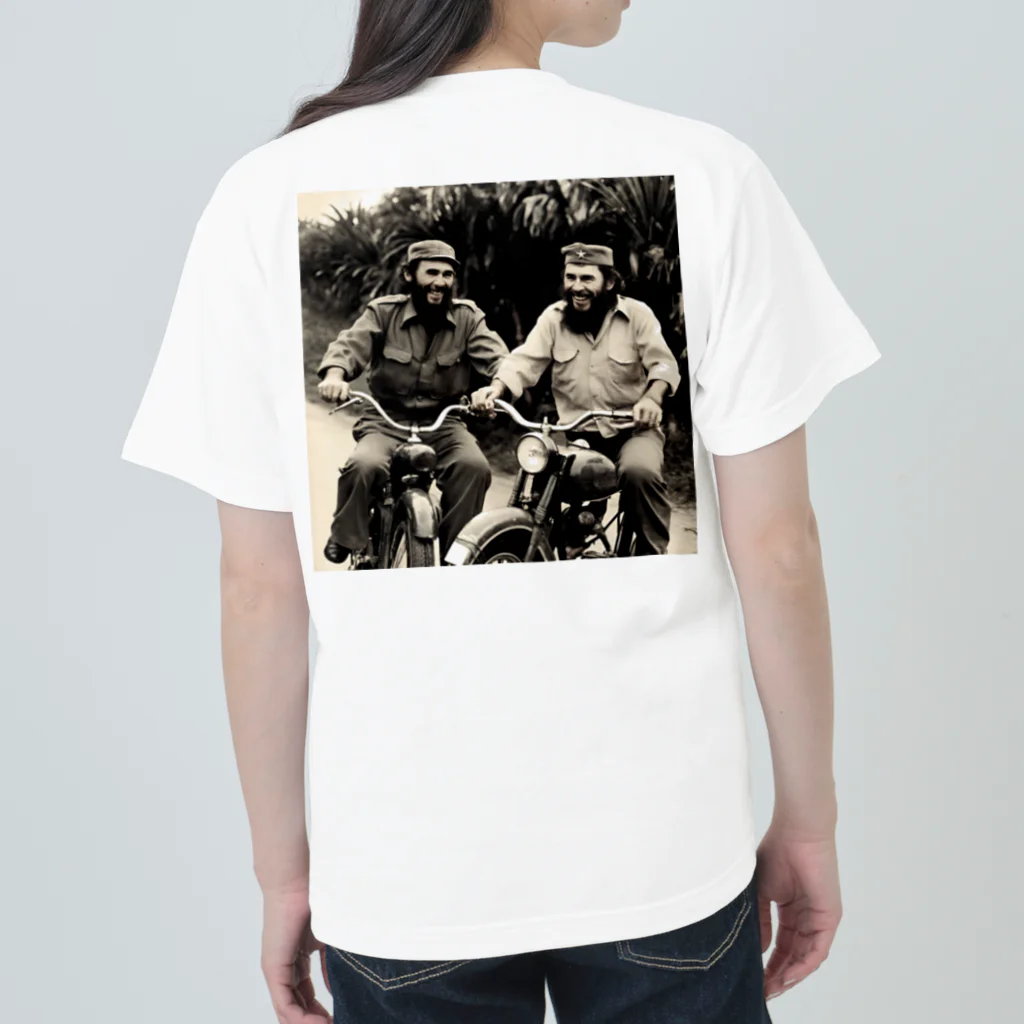 westside storeのI wish there was a world like this. "Fidel Castro" and "Che Guevara." ヘビーウェイトTシャツ