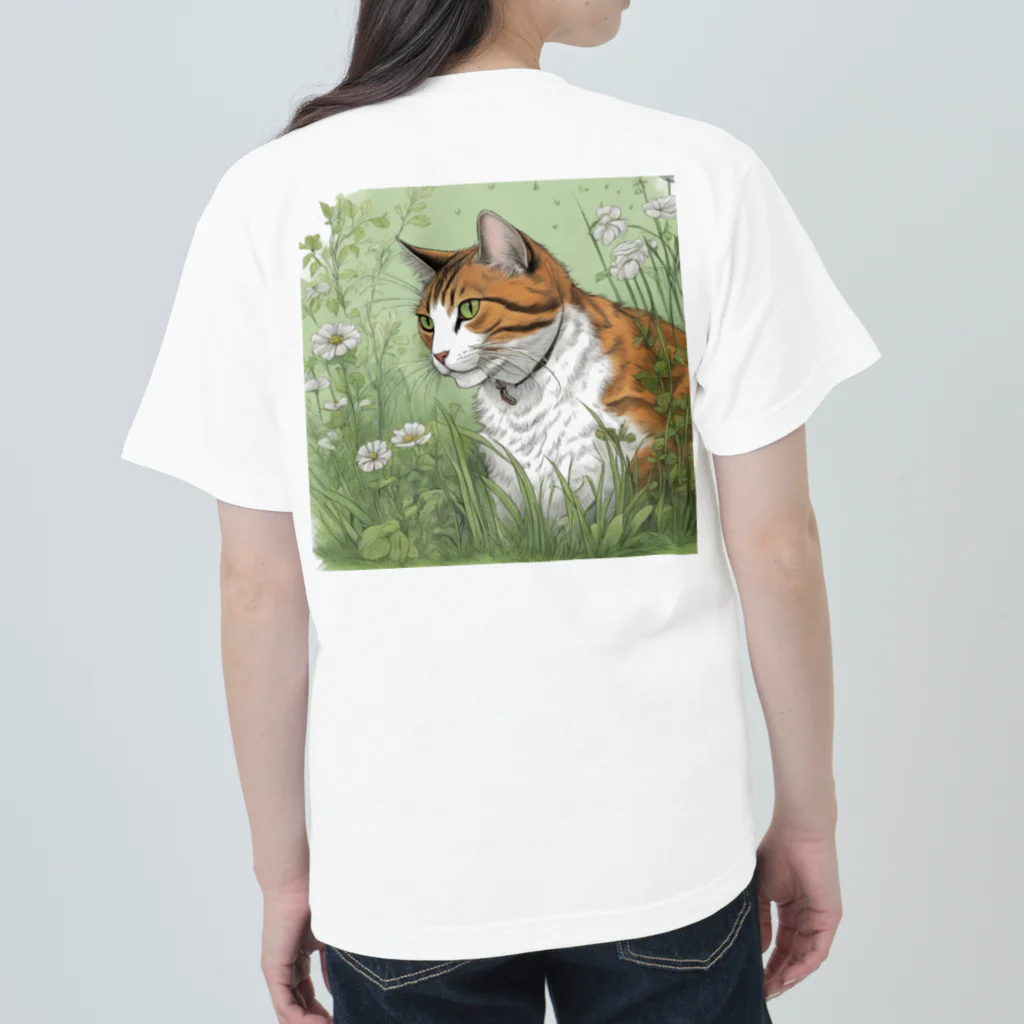 にゃんこーねこの草の中の猫 ヘビーウェイトTシャツ