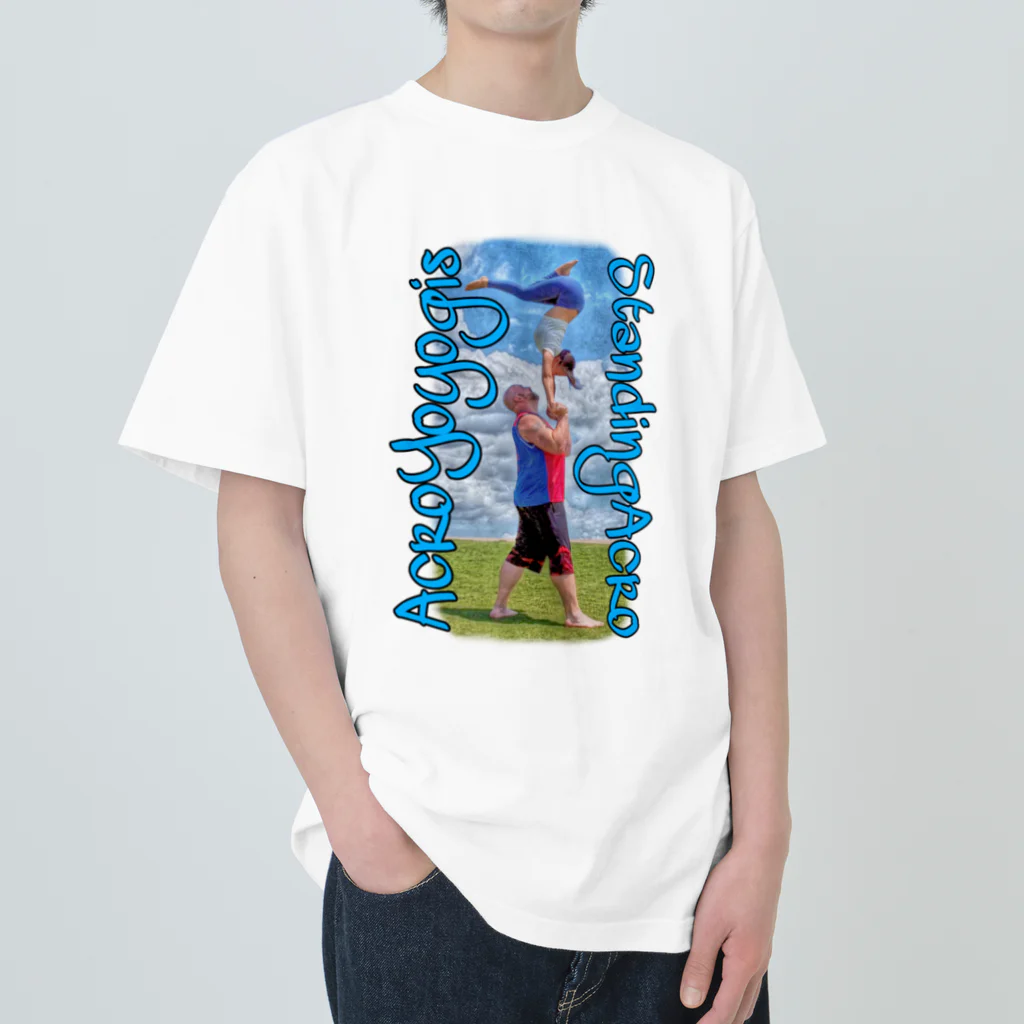 JuggernautCheerのAcroyoyogis StandingAcro7 Heavyweight T-Shirt