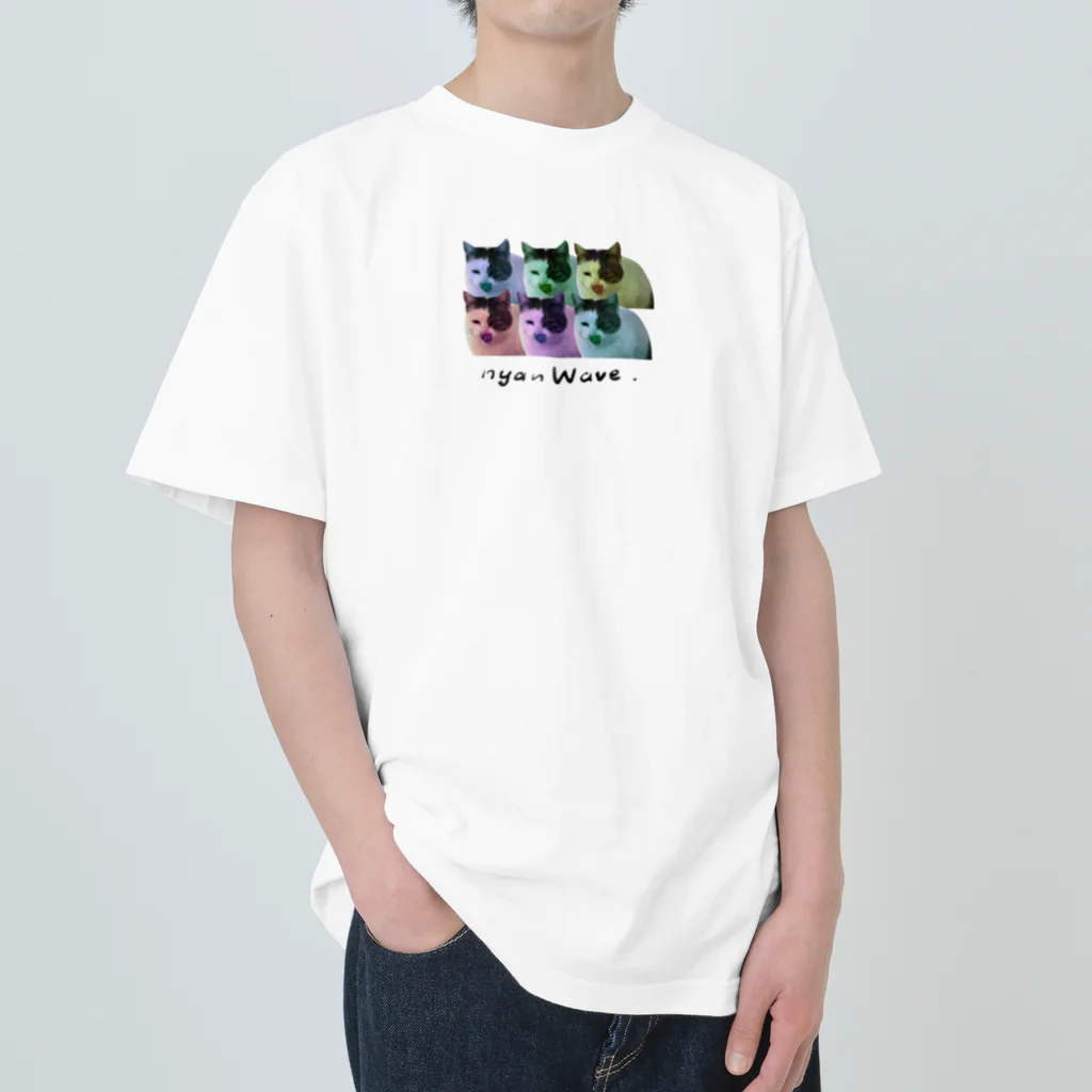 noWaveのnyan wave Heavyweight T-Shirt