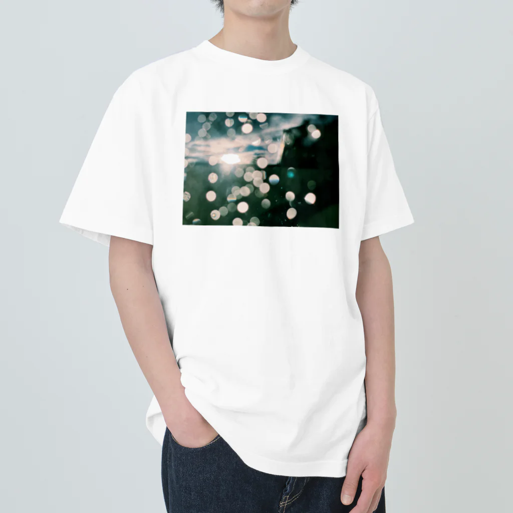 ろべの雨上がり Heavyweight T-Shirt