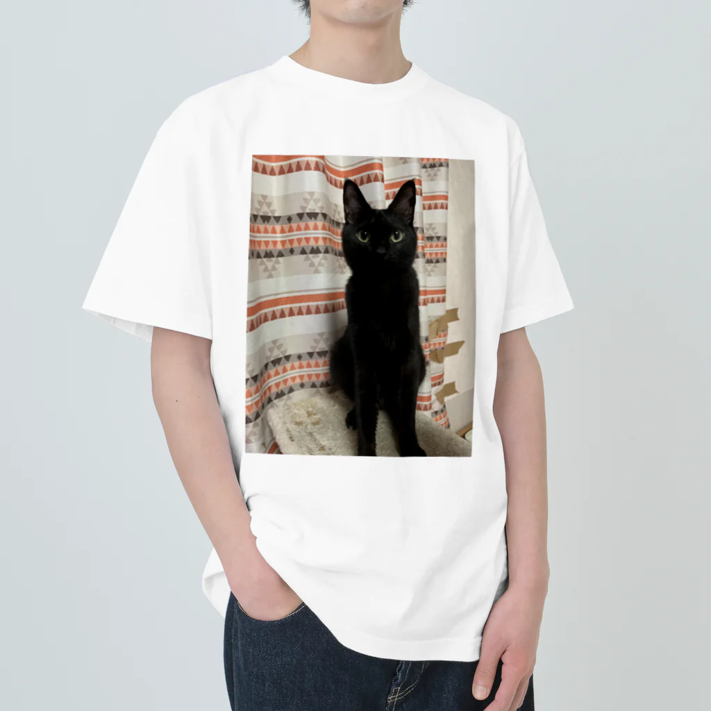 キキの黒猫ショップの黒ネコちゃん ヘビーウェイトTシャツ