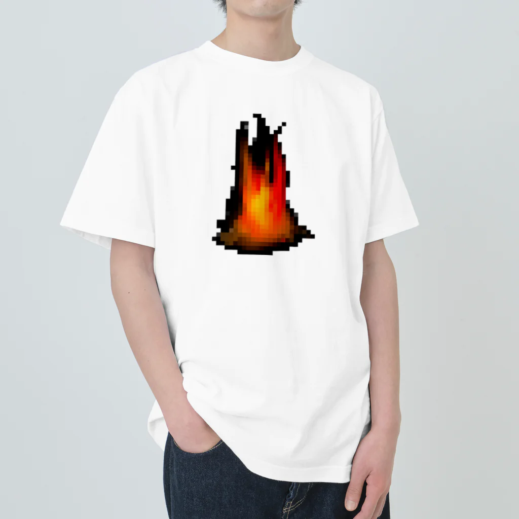 chicodeza by suzuriの焚き火のピクセルアート Heavyweight T-Shirt