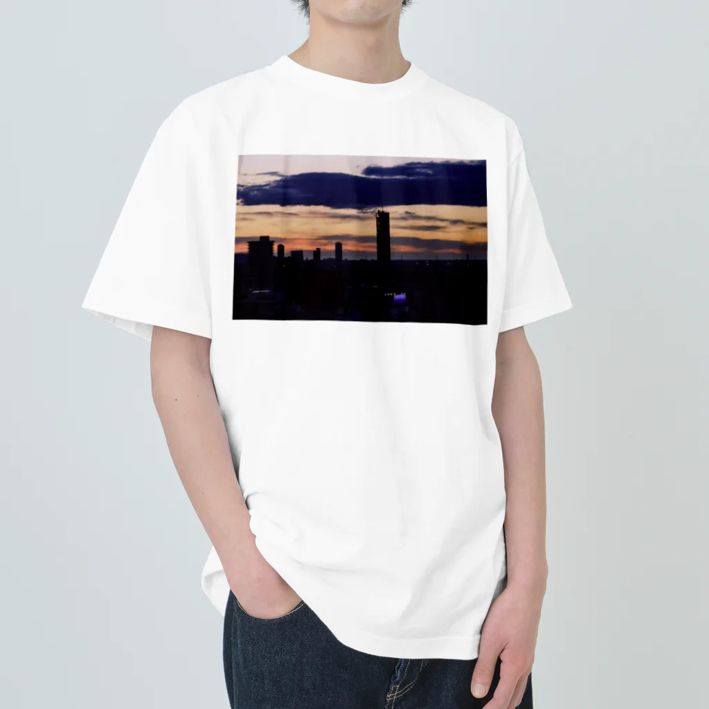 えびたろの札幌の夕日 Heavyweight T-Shirt