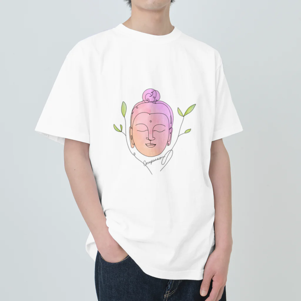 ドリゼラのおみやげ販売所のCompassion Buddha -ピンク- Heavyweight T-Shirt