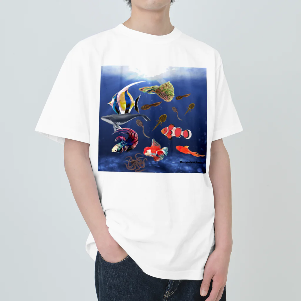 MarchanMerchantのMarchan 海に行く ヘビーウェイトTシャツ