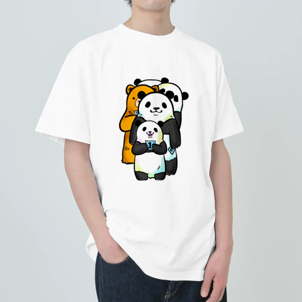 Ｗanyama Zoo〜パンダ多め〜の順番待ちのパンダたち Heavyweight T-Shirt