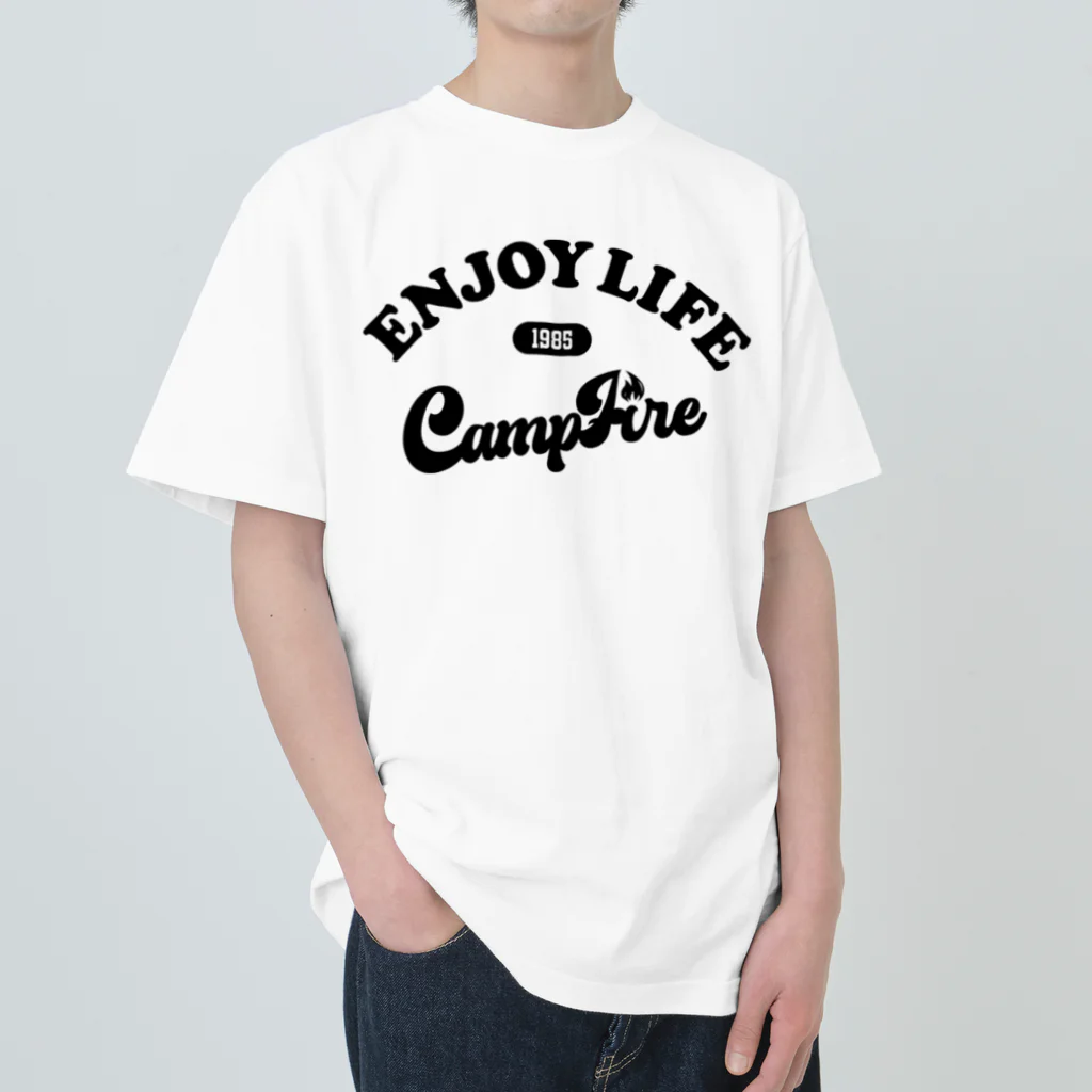 アージーのエンジョイ ライフ キャンプファイヤー Heavyweight T-Shirt