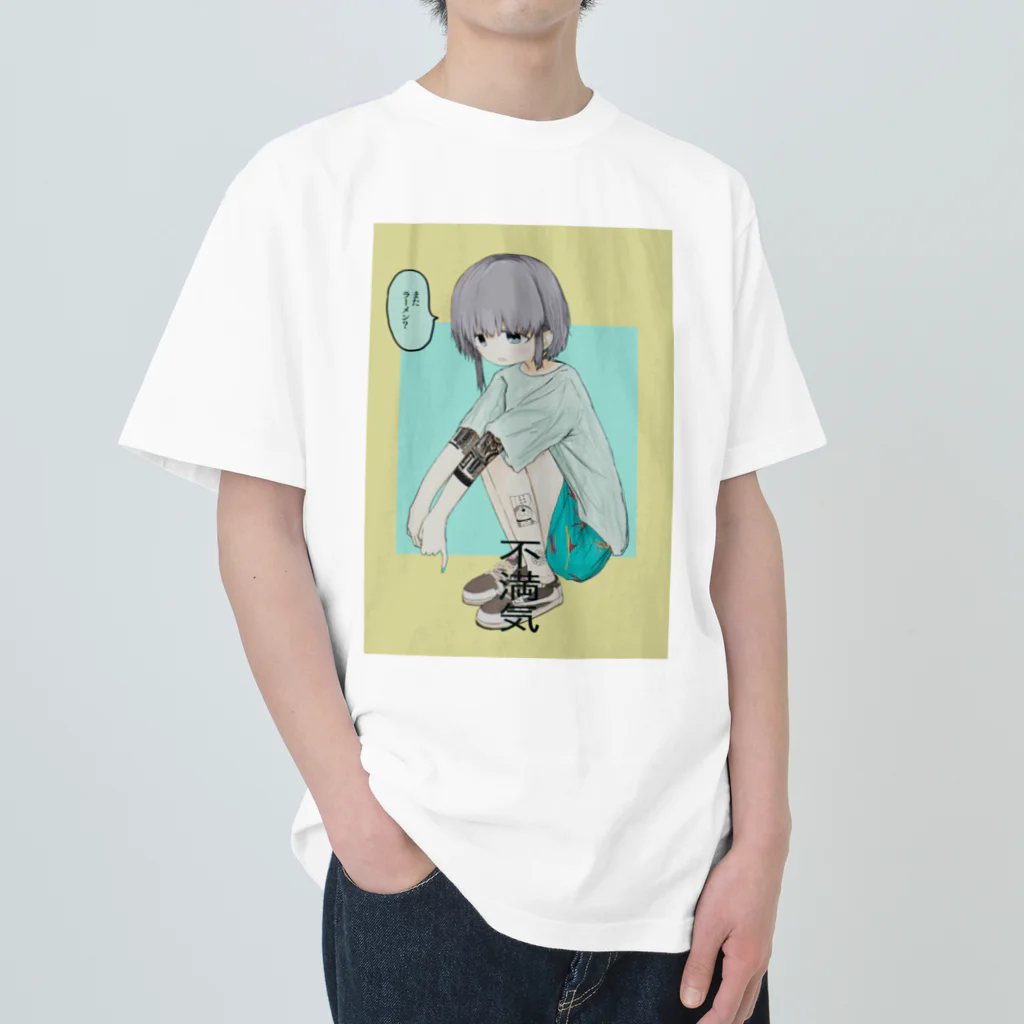 日本パチモノ委員会のまたラーメンちゃん Heavyweight T-Shirt