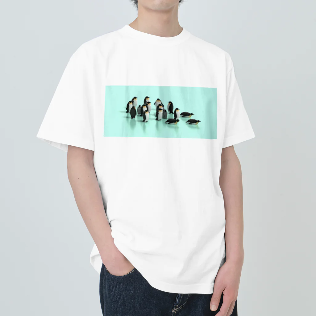 Peccolonaのペンギンの群れ ヘビーウェイトTシャツ