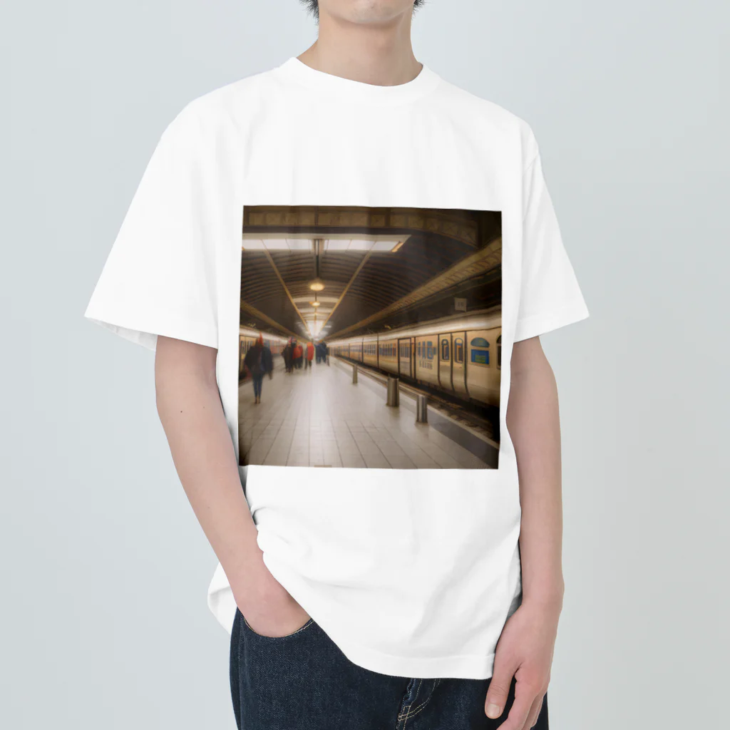 chy33350の夜更けのプラットホーム Heavyweight T-Shirt