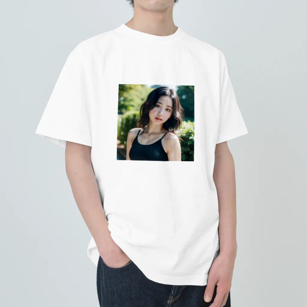 AI美女（appurin）公式グッズの斎藤綾華 ヘビーウェイトTシャツ