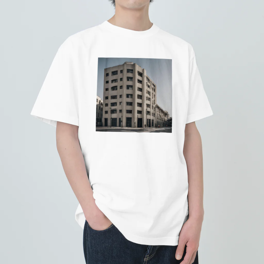 tebachanのビル Heavyweight T-Shirt