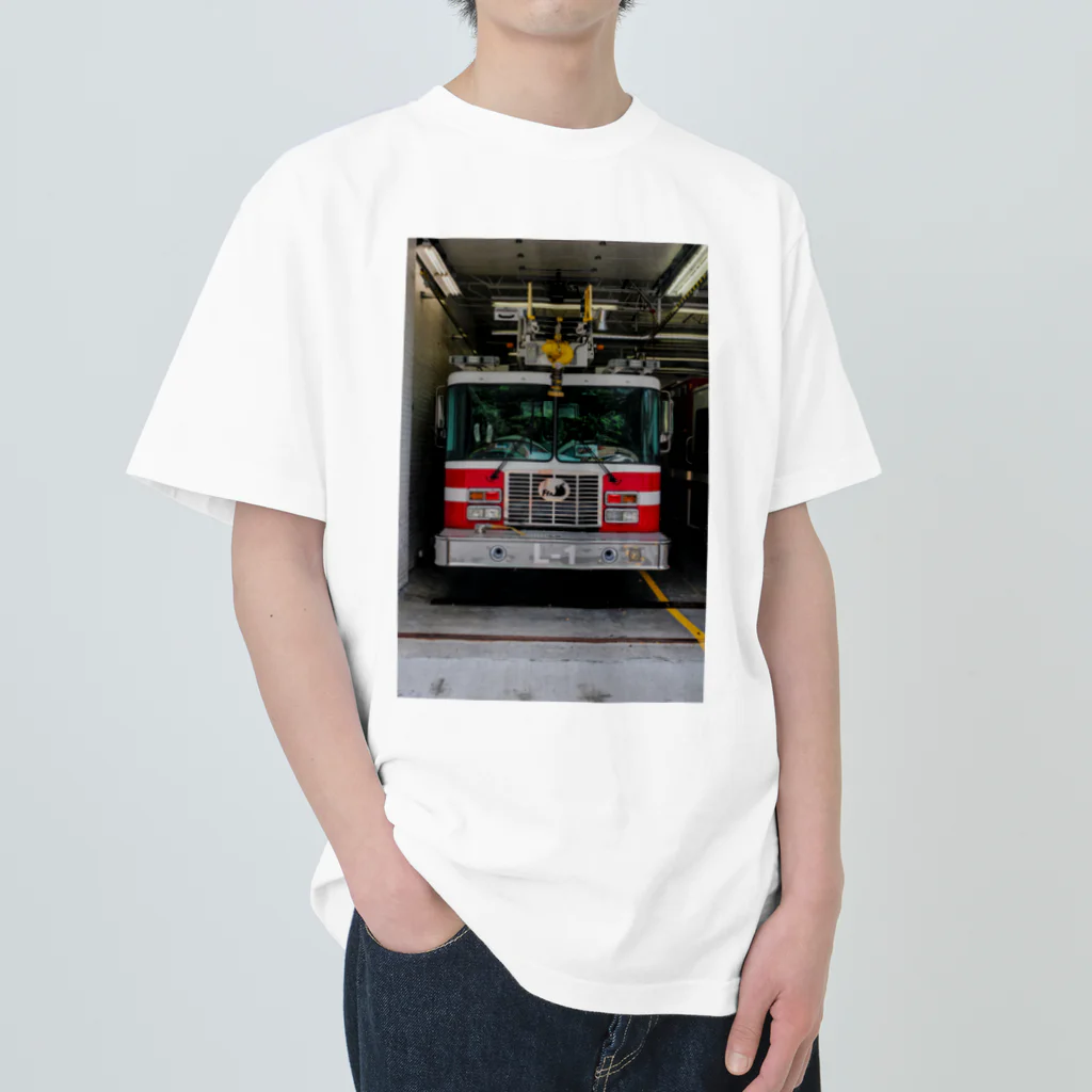 ビッグスマイルライフの消防車 ヘビーウェイトTシャツ