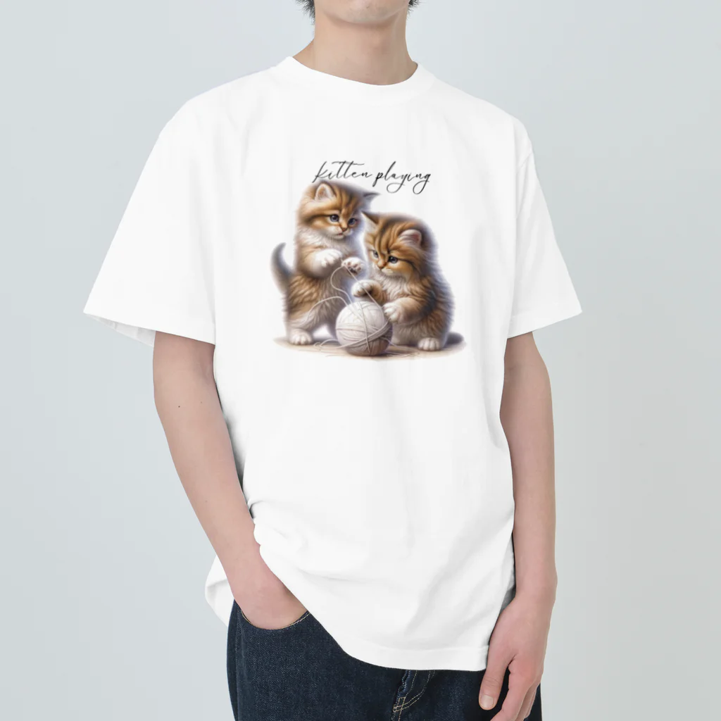 はんなり女史の毛糸玉と子猫 ヘビーウェイトTシャツ