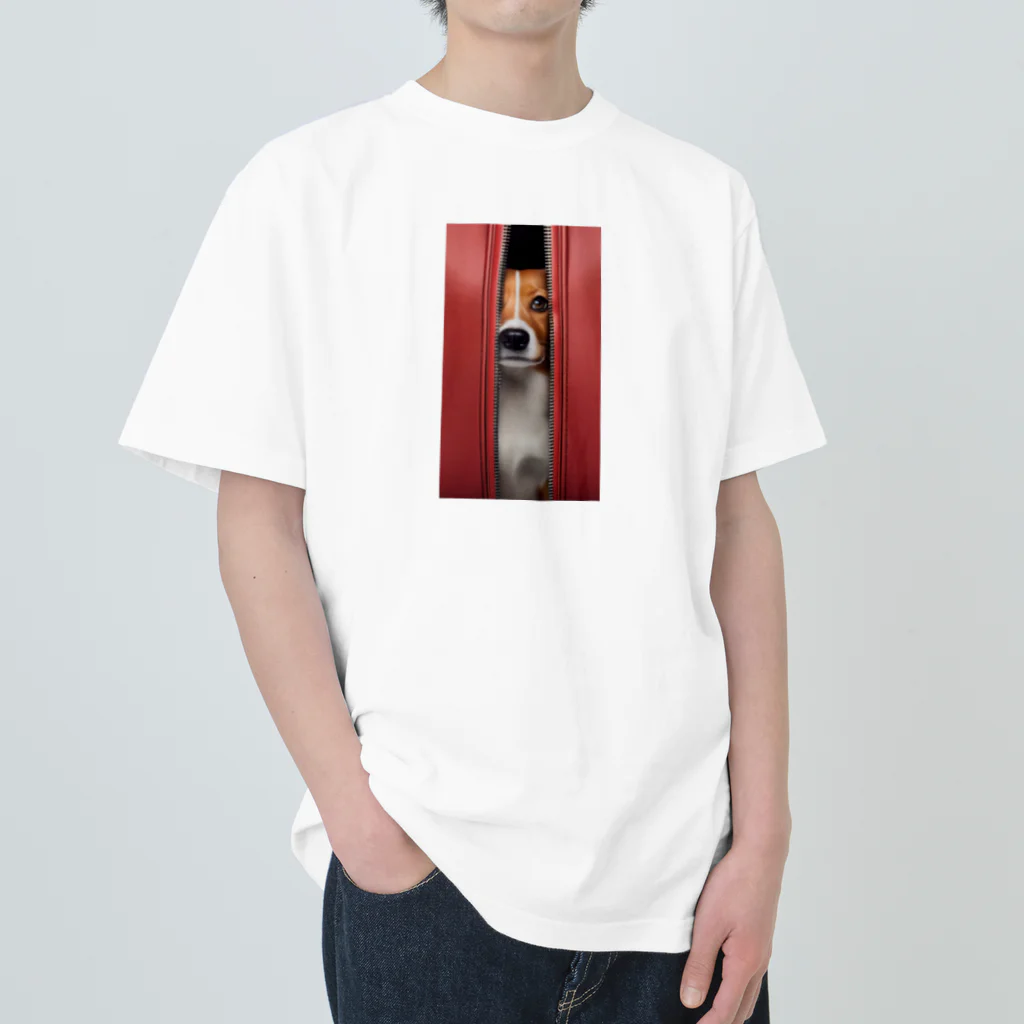 YUTO1126のジッパーから覗く犬 Heavyweight T-Shirt