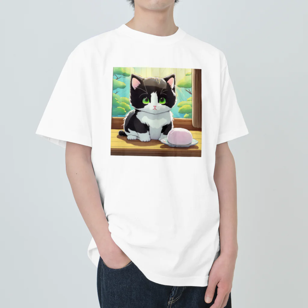 yoiyononakaのお餅と白黒猫 Heavyweight T-Shirt