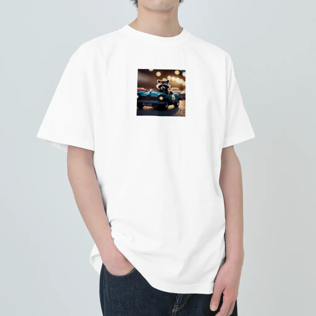 araiguma_shopのカーレースに参加しているアライグマ Heavyweight T-Shirt
