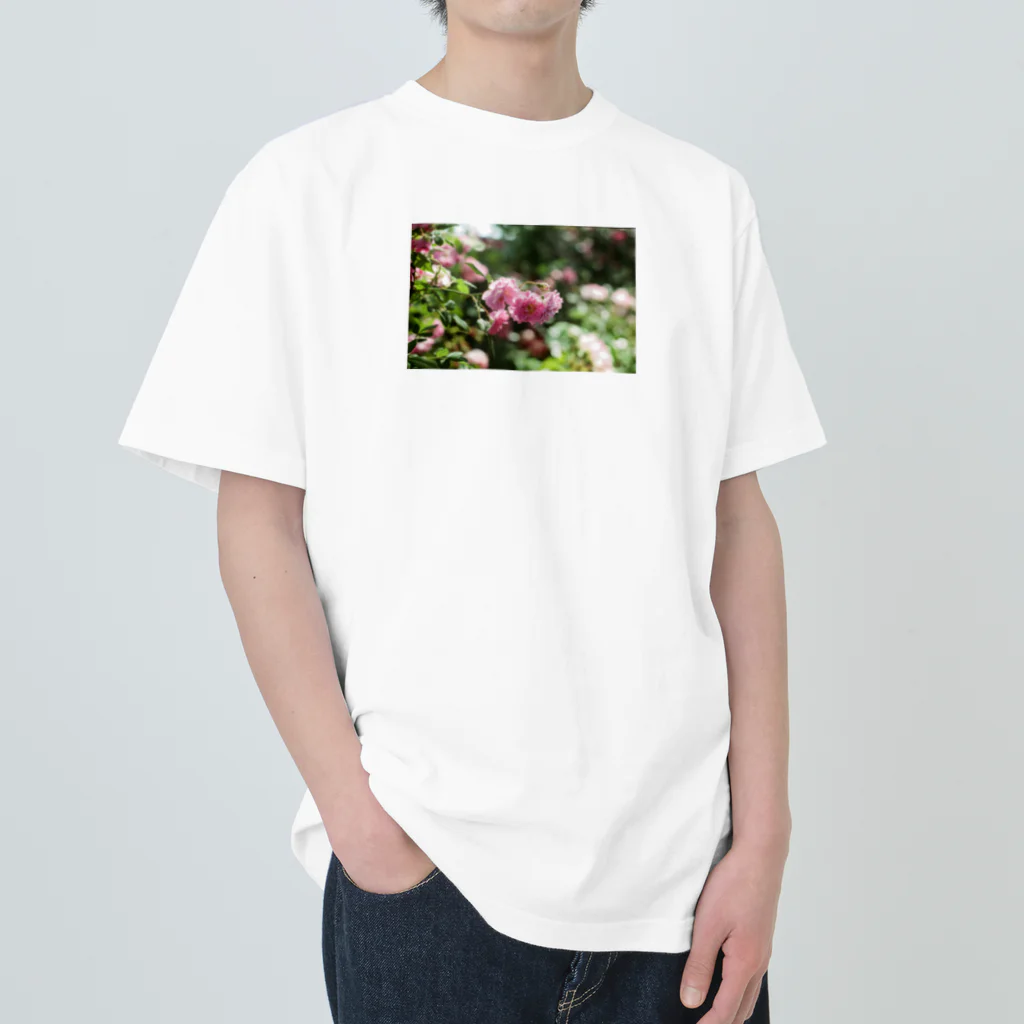 サニー プーのPINK ROSE  Heavyweight T-Shirt