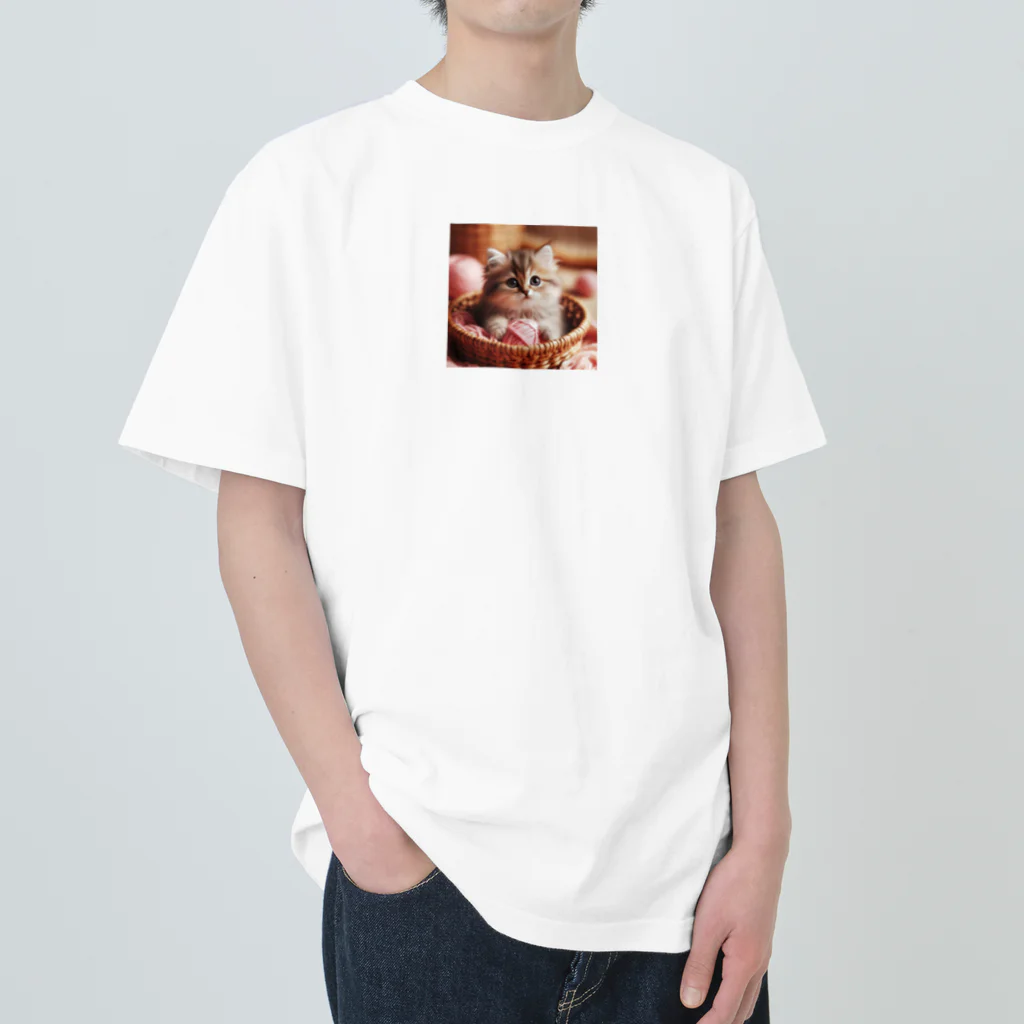 Minaのスリスリくん Heavyweight T-Shirt