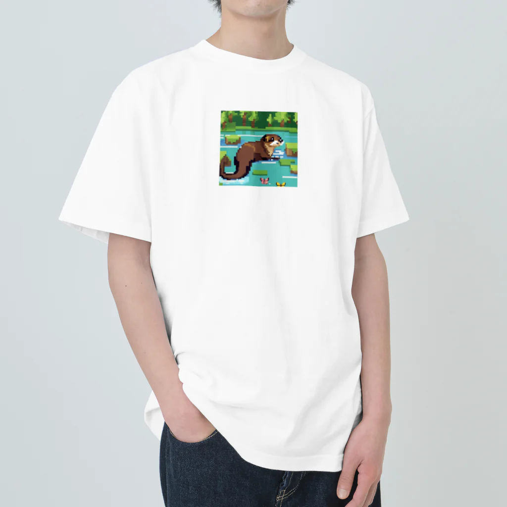 rearemonの流れの中でバタフライスタイルで泳ぐコツメカワウソ Heavyweight T-Shirt