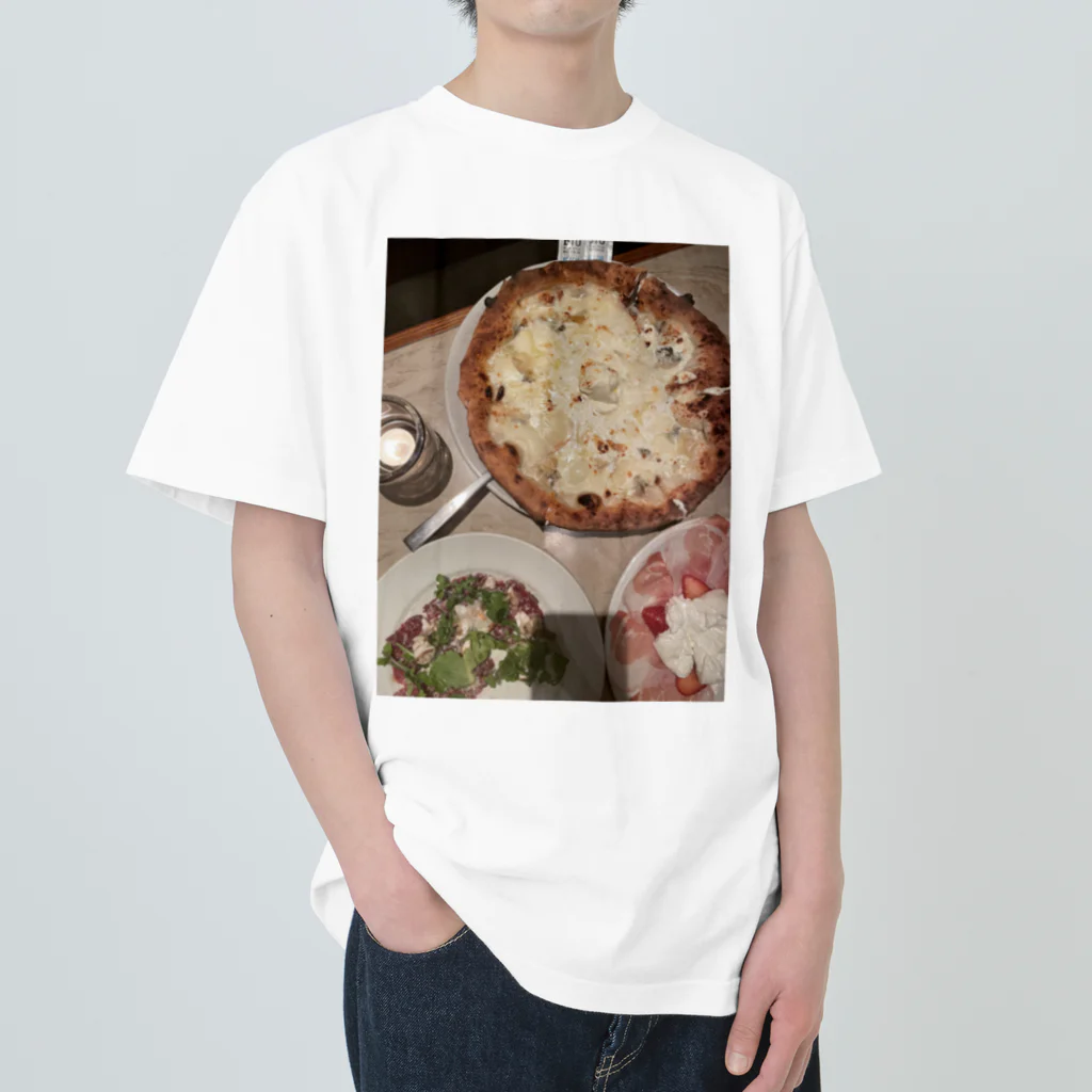 格安店よぴまるの美味しいご飯をパシャリ1 Heavyweight T-Shirt