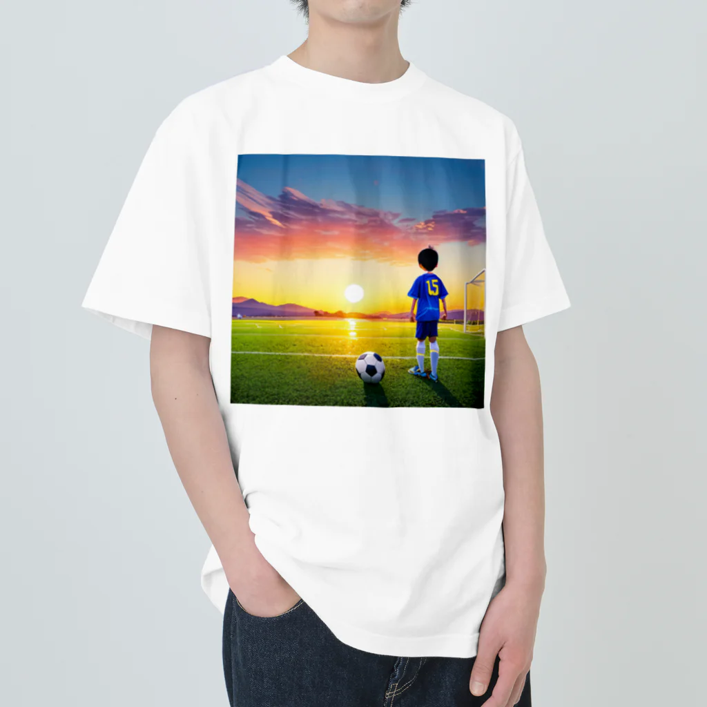 musashiyaの夕日とサッカー少年 ヘビーウェイトTシャツ