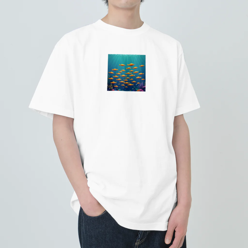 takekoputaの海中を泳ぐ魚のひれ ヘビーウェイトTシャツ