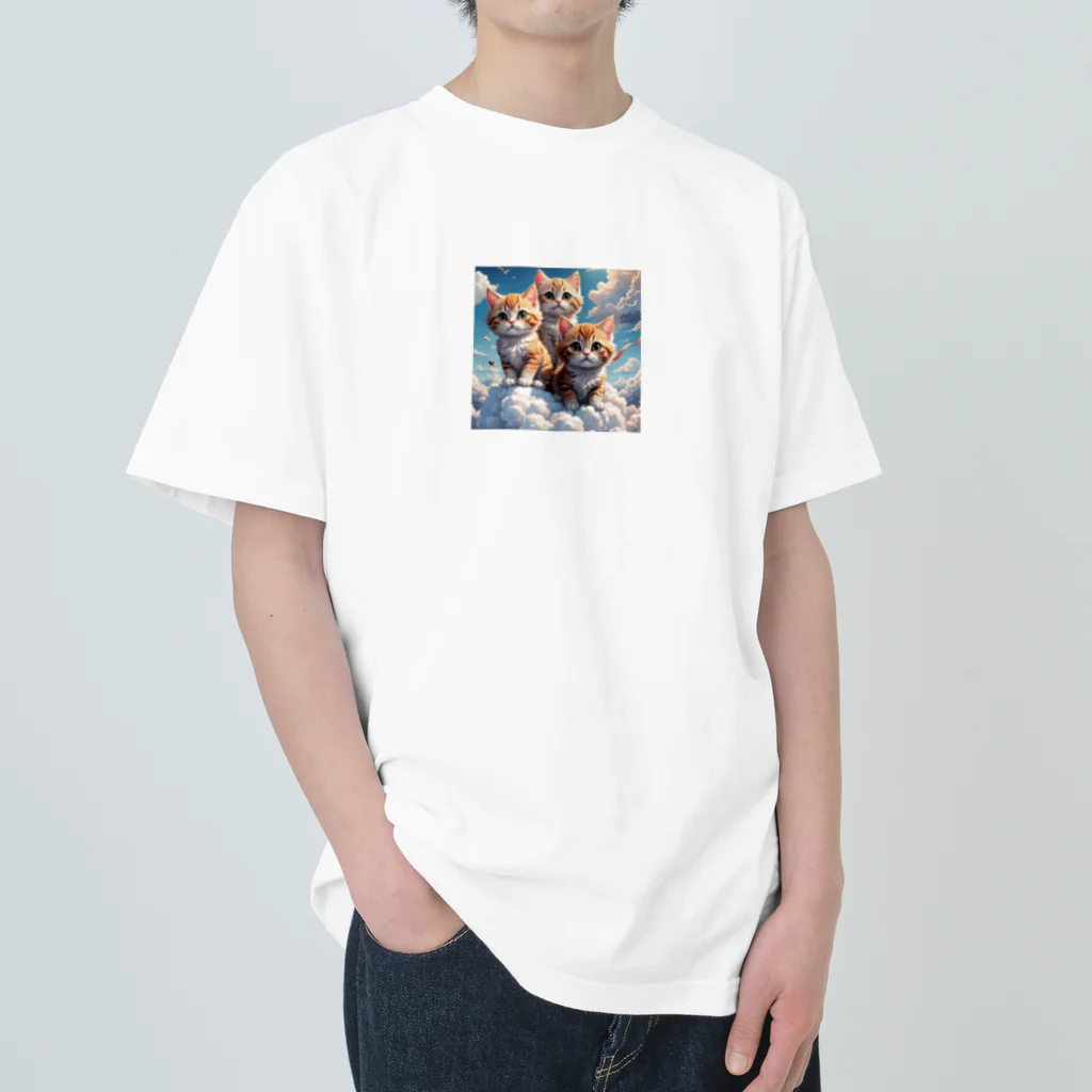 HIROICの雲猫 Heavyweight T-Shirt