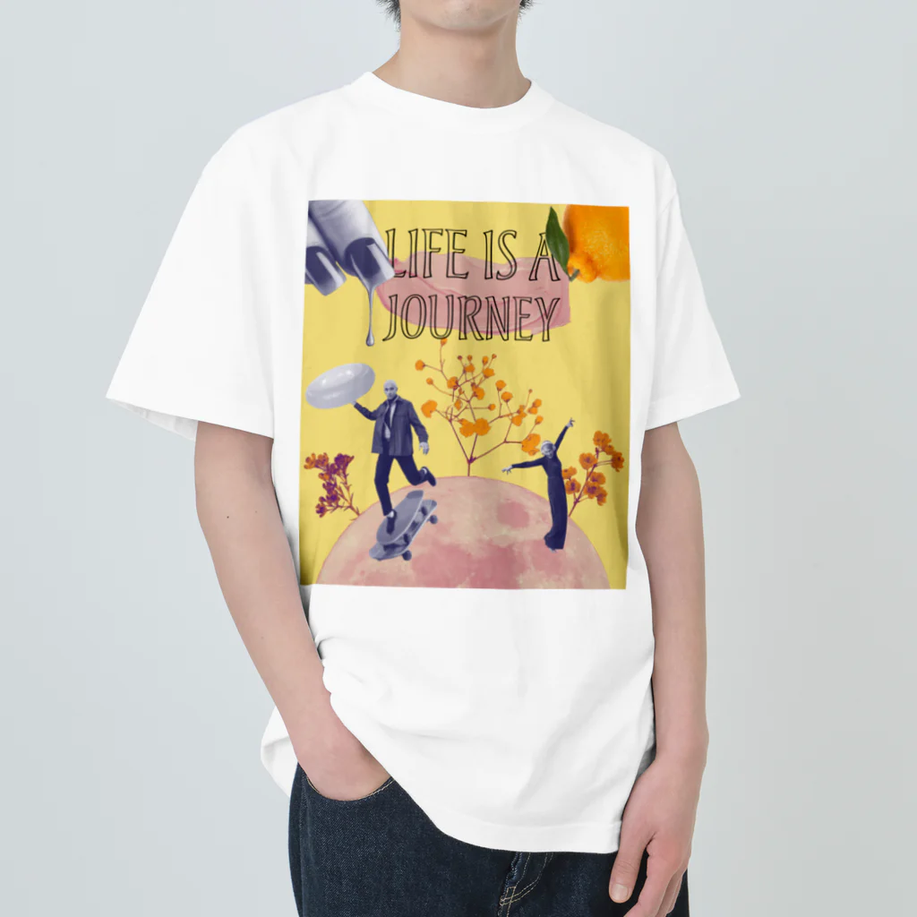 TANISANグラフィックのLife is a Journey Heavyweight T-Shirt