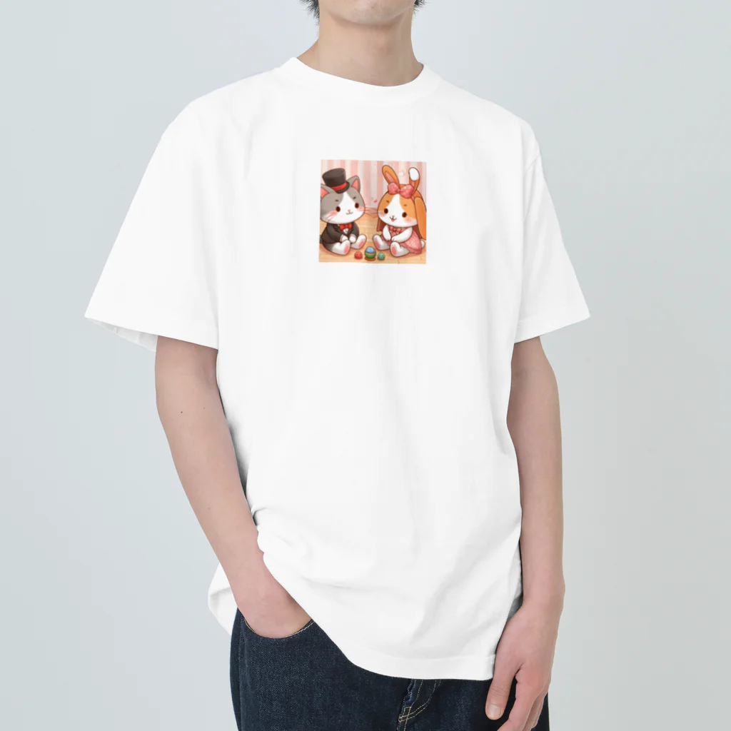 us shopのネコとウサギの戯れ Heavyweight T-Shirt