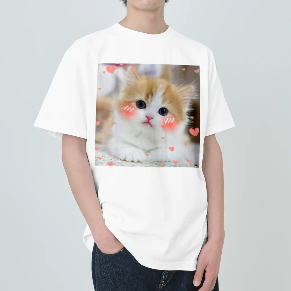 アニマル宮殿の子猫ちゃんちゃん Heavyweight T-Shirt