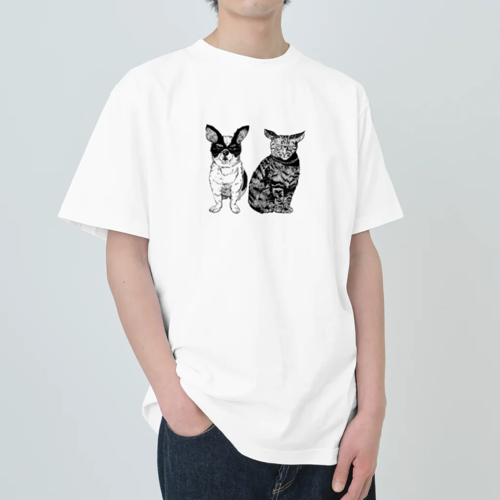 プリティーワンワンネコネコの愛犬と愛猫 Heavyweight T-Shirt