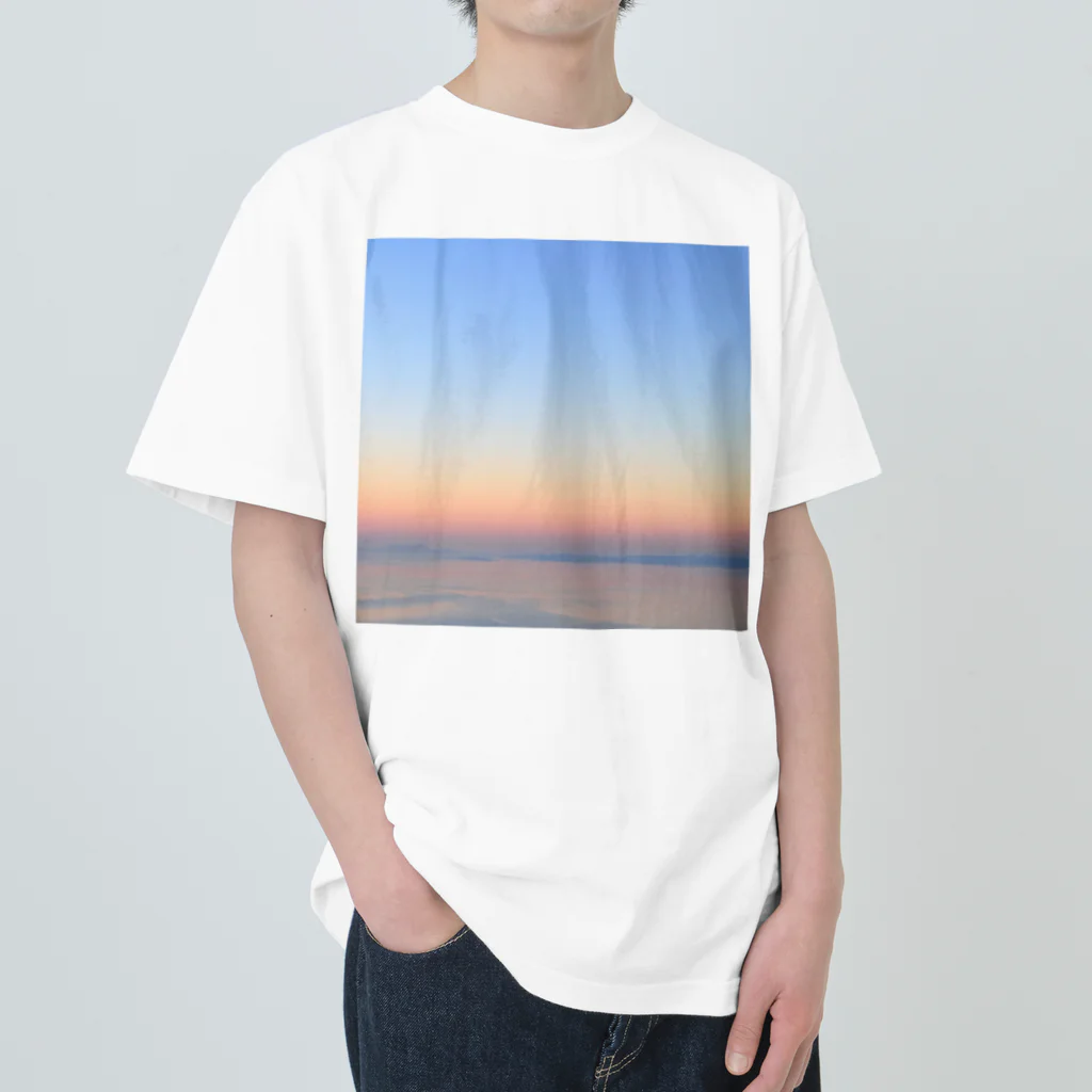 ArtWillの瀬戸内 朝靄 Heavyweight T-Shirt