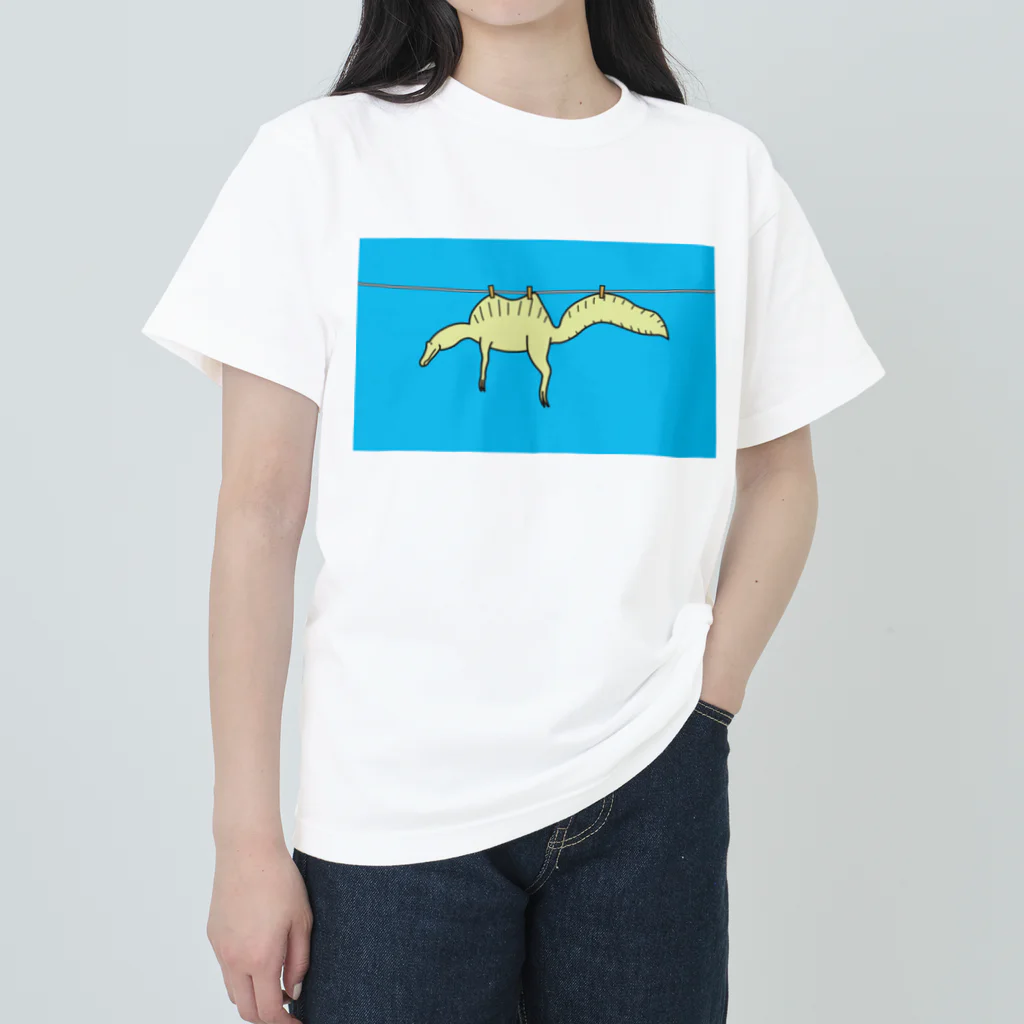 泥と暮らしのスピノサウルスの干し方 Heavyweight T-Shirt