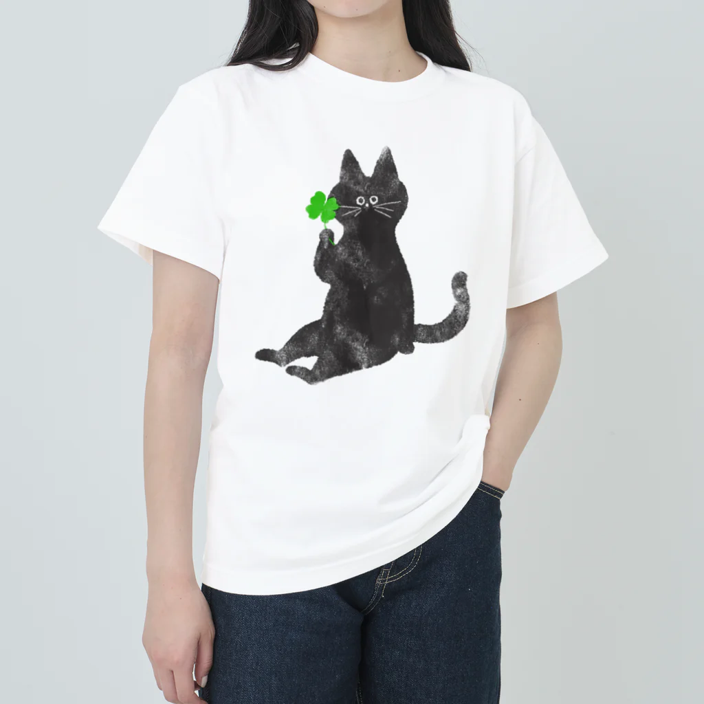 asako-shopの四葉のクローバーとねこ🍀 ヘビーウェイトTシャツ